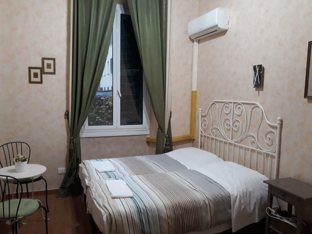 Renting Rooms Рим Екстер'єр фото