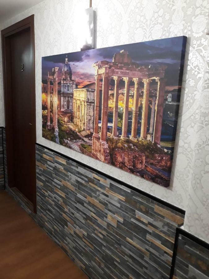 Renting Rooms Рим Екстер'єр фото