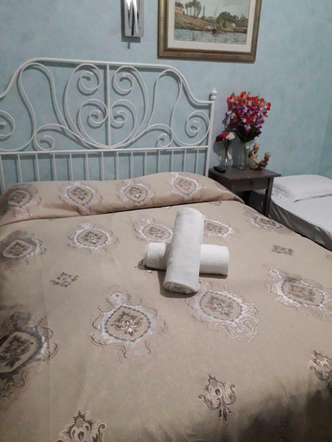 Renting Rooms Рим Екстер'єр фото
