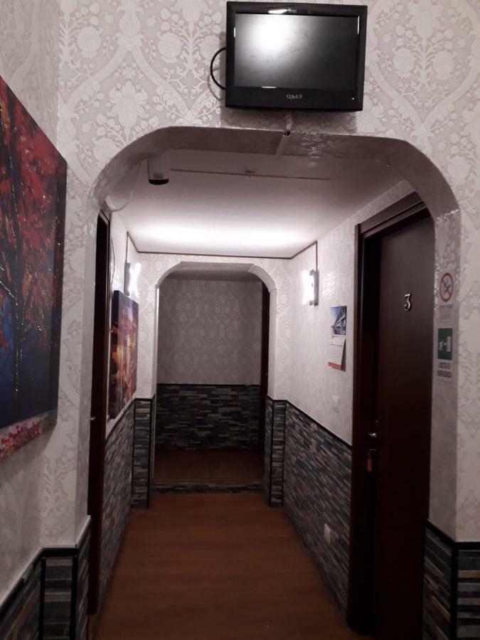 Renting Rooms Рим Екстер'єр фото