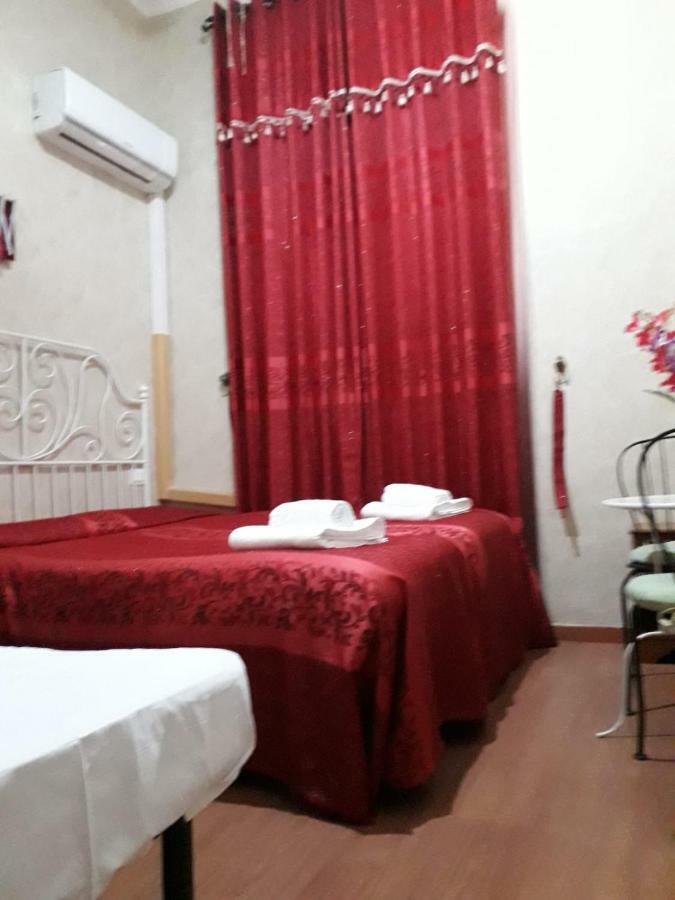 Renting Rooms Рим Екстер'єр фото
