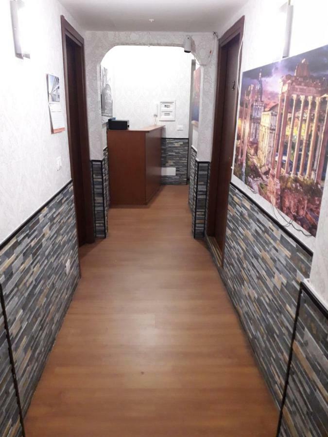 Renting Rooms Рим Екстер'єр фото