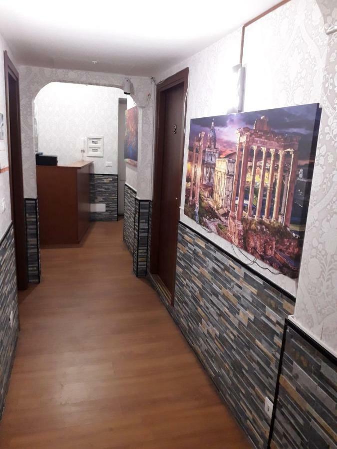 Renting Rooms Рим Екстер'єр фото