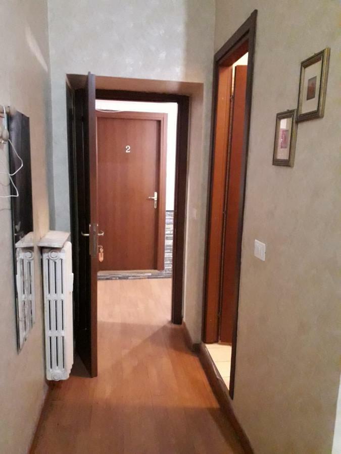 Renting Rooms Рим Екстер'єр фото