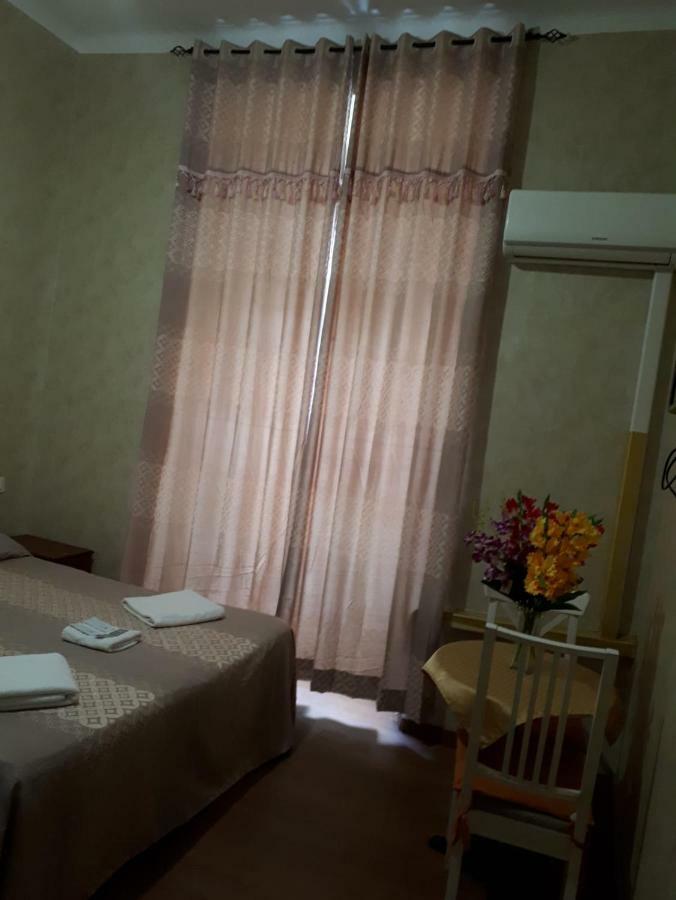Renting Rooms Рим Екстер'єр фото