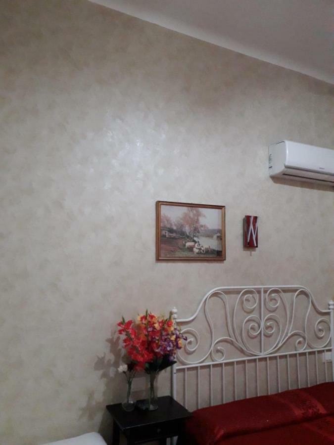Renting Rooms Рим Екстер'єр фото